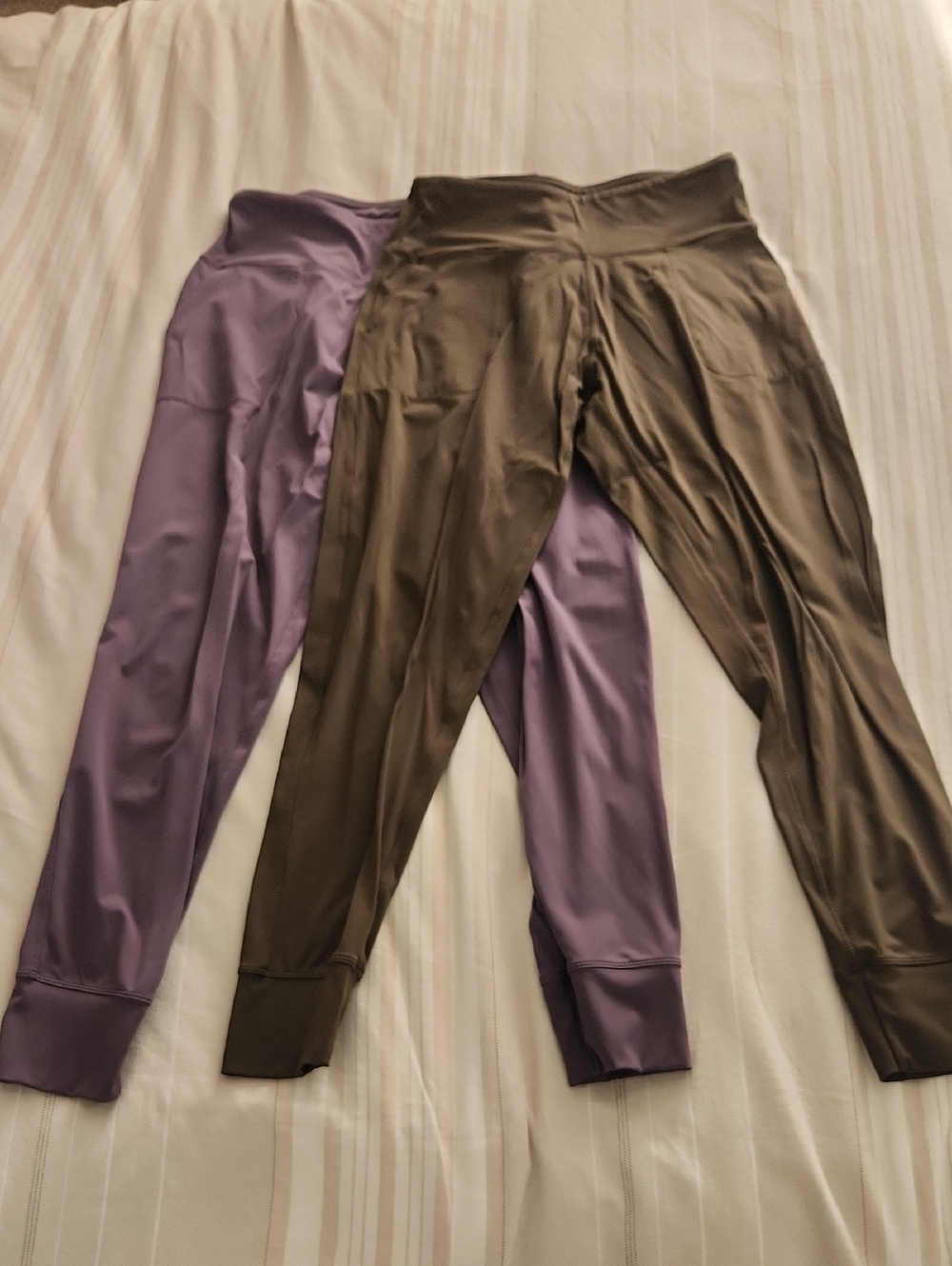 Lavender & Olive Womens Jogger Leggings
